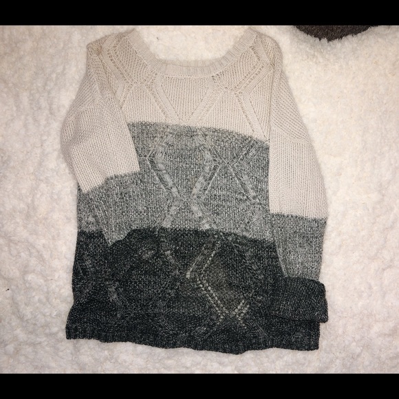 Open back sweater - Picture 2 of 3